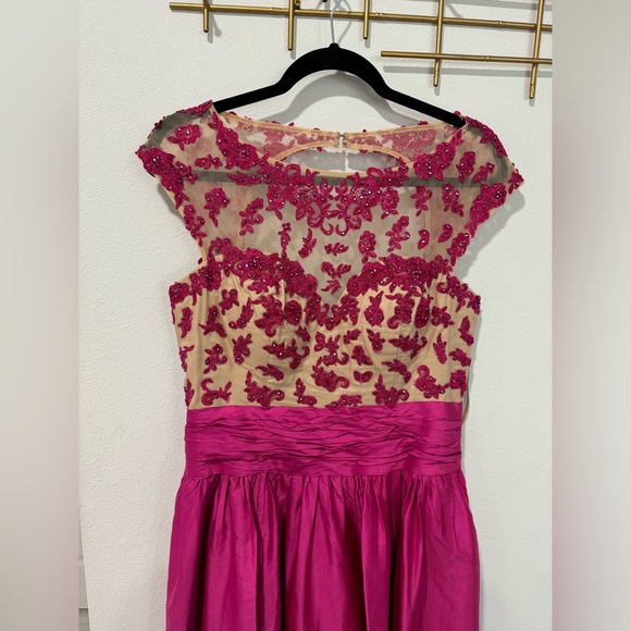 Jovani women’s size 10 , pink and gold prom / event dress - Picture 3 of 9